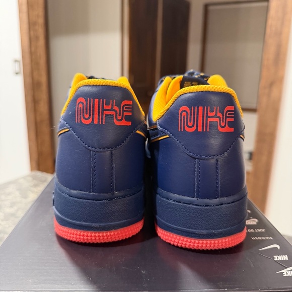 NEW Nike Air Force 1 ‘07 LV8 (HV5752 410) - Picture 5 of 10